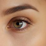 Beweglicher Schleier vor den Augen: Ursachen und Behandlungsmöglichkeiten